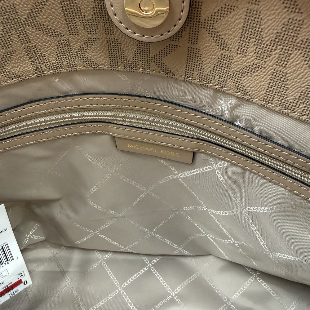 Michael Kors Carter Signature Large Open Tote Bag Purse Vanilla and Tan Multi - Picture 10 of 12